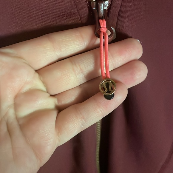 Lululemon jacket - Picture 2 of 7